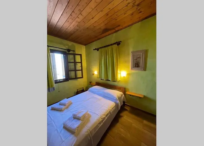 Sentoyki Village - μονοκατοικια σε θαλασσα Melíssion